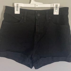 Wild Fable High Rise Short Black size 4